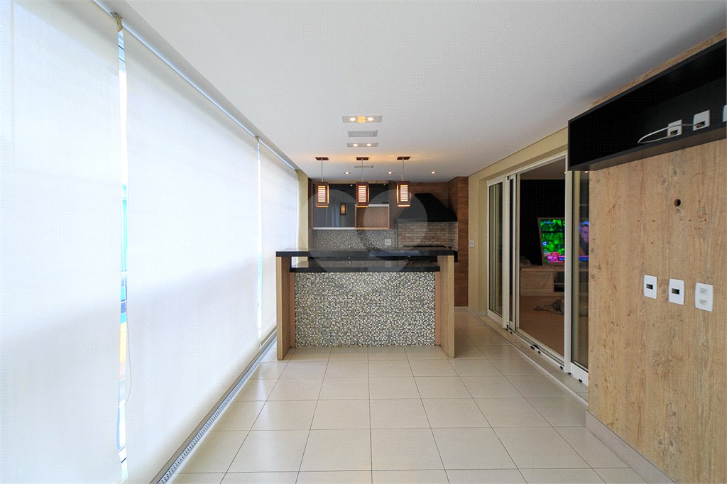 Apartamento à venda ou para alugar com 4 suítes em Alto da Boa Vista, São Paulo, SP