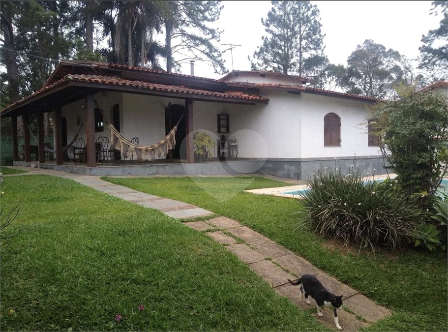 Terreno à venda com 6 quartos no condomínio Quinta dos Lagos, Cotia - SP