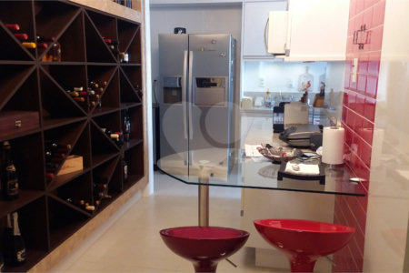 Apartamento à venda com 4 quartos, sendo 1 suíte,  em Tijuca, Rio de Janeiro, RJ