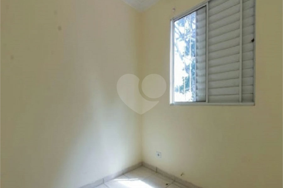 Casa para alugar com 2 quartos, sendo 1 suíte,  no condomínio Nova Carioba, São Paulo - SP