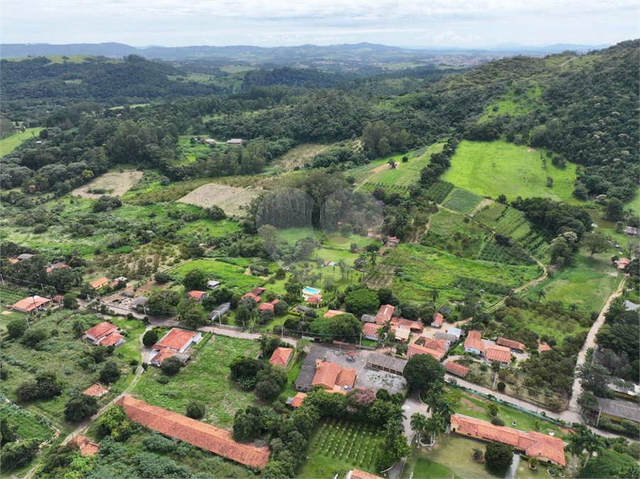 Terreno à venda com 4 quartos, sendo 3 suítes,  em Mombuca, Itatiba, SP