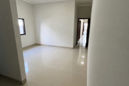 Casa à venda com 3 quartos, sendo 1 suíte,  em Parque Residencial Quinta da Lagoa, Três Lagoas, MS