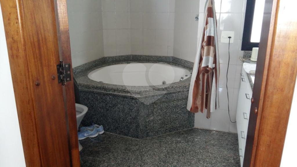 Apartamento à venda com 3 quartos, sendo 2 suítes, em Jardim Parque Morumbi, São Paulo, SP