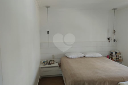 Apartamento à venda com 3 quartos, sendo 1 suíte,  no Centro, São Bernardo do Campo, SP