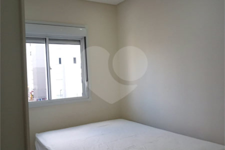 Apartamento à venda com 2 quartos em Parque Reboucas, São Paulo, SP
