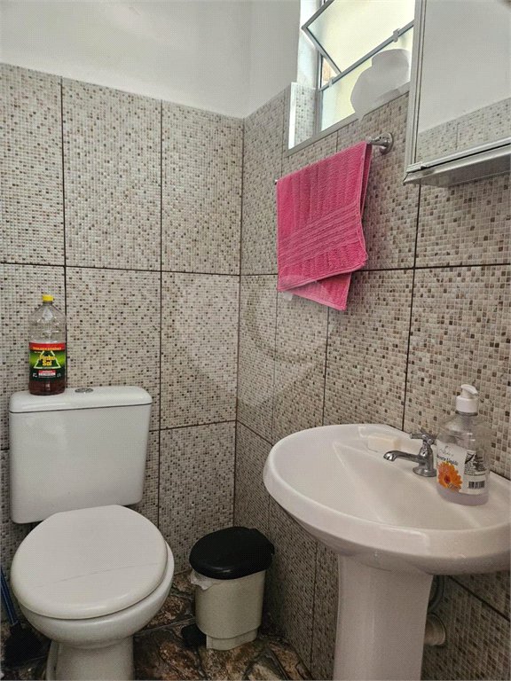 Sobrado à venda com 3 quartos em Vila Sabrina, São Paulo, SP