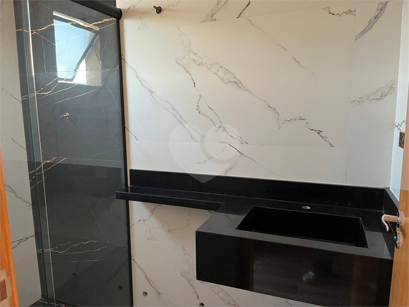 Sobrado à venda com 3 quartos, sendo 1 suíte, em Jardim Maristela, São Paulo, SP