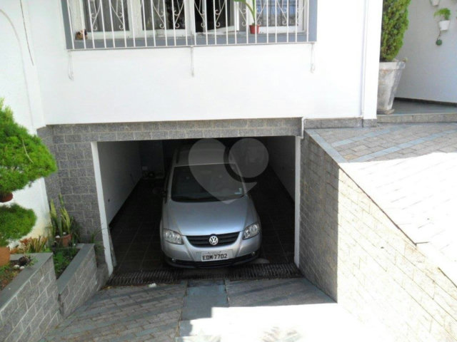 Sobrado à venda com 3 quartos, sendo 1 suíte,  em Vila Romero, São Paulo, SP