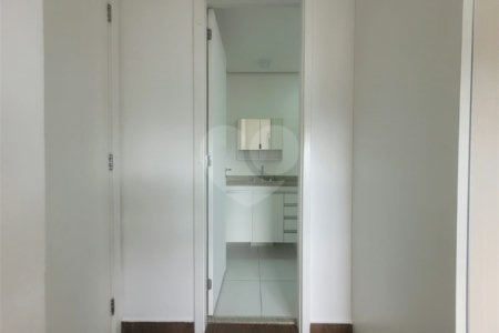 Apartamento à venda com 3 quartos, sendo 1 suíte, em Barra Funda, São Paulo, SP