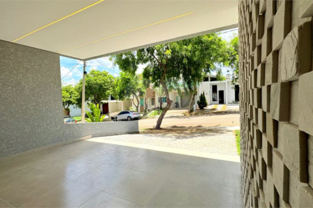 Casa à venda com 3 suítes no condomínio Terras de São Francisco, Sorocaba - SP