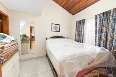 Casa à venda com 5 suítes no condomínio Parque Village Castelo, Itu - SP