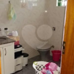 Sobrado à venda com 4 quartos, sendo 2 suítes, em Tremembé, São Paulo, SP