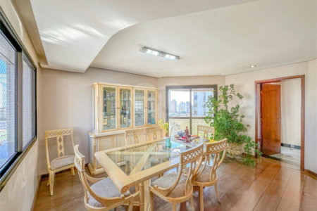 Apartamento à venda com 3 suítes em Vila Santo Estevão, São Paulo, SP
