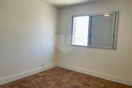 Apartamento à venda com 3 quartos em Santo Amaro, São Paulo, SP