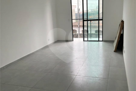 Casa à venda com 3 quartos, sendo 1 suíte, em Cidade dos Bandeirantes, São Paulo, SP