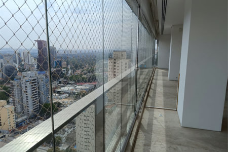 Apartamento à venda ou para alugar com 3 suítes em Pinheiros, São Paulo, SP