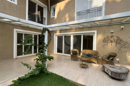 Casa à venda ou para alugar com 4 quartos, sendo 3 suítes, em Alto da Boa Vista, São Paulo, SP