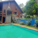 Casa à venda com 4 quartos, sendo 2 suítes, no condomínio Associação Reserva das Hortênsias, Mairiporã - SP