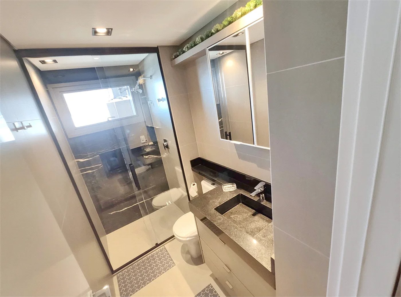 Apartamento à venda ou para alugar com 1 suíte em Pinheiros, São Paulo, SP