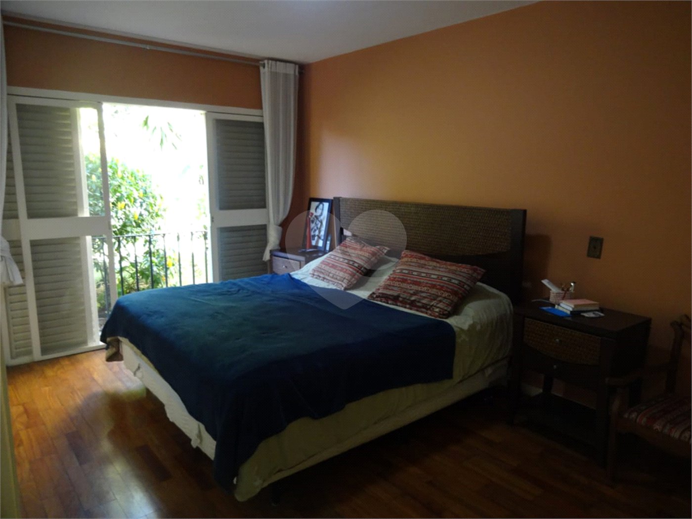 Casa à venda com 5 quartos, sendo 2 suítes,  em Vila Oliveira, Mogi das Cruzes, SP
