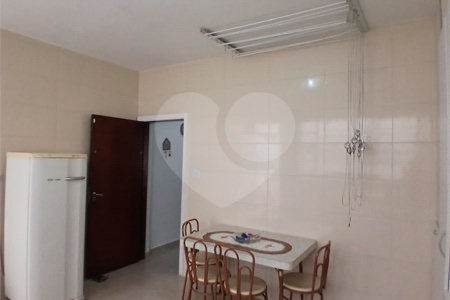 Sobrado à venda com 4 quartos, sendo 2 suítes, em Jardim Leonor, São Paulo, SP