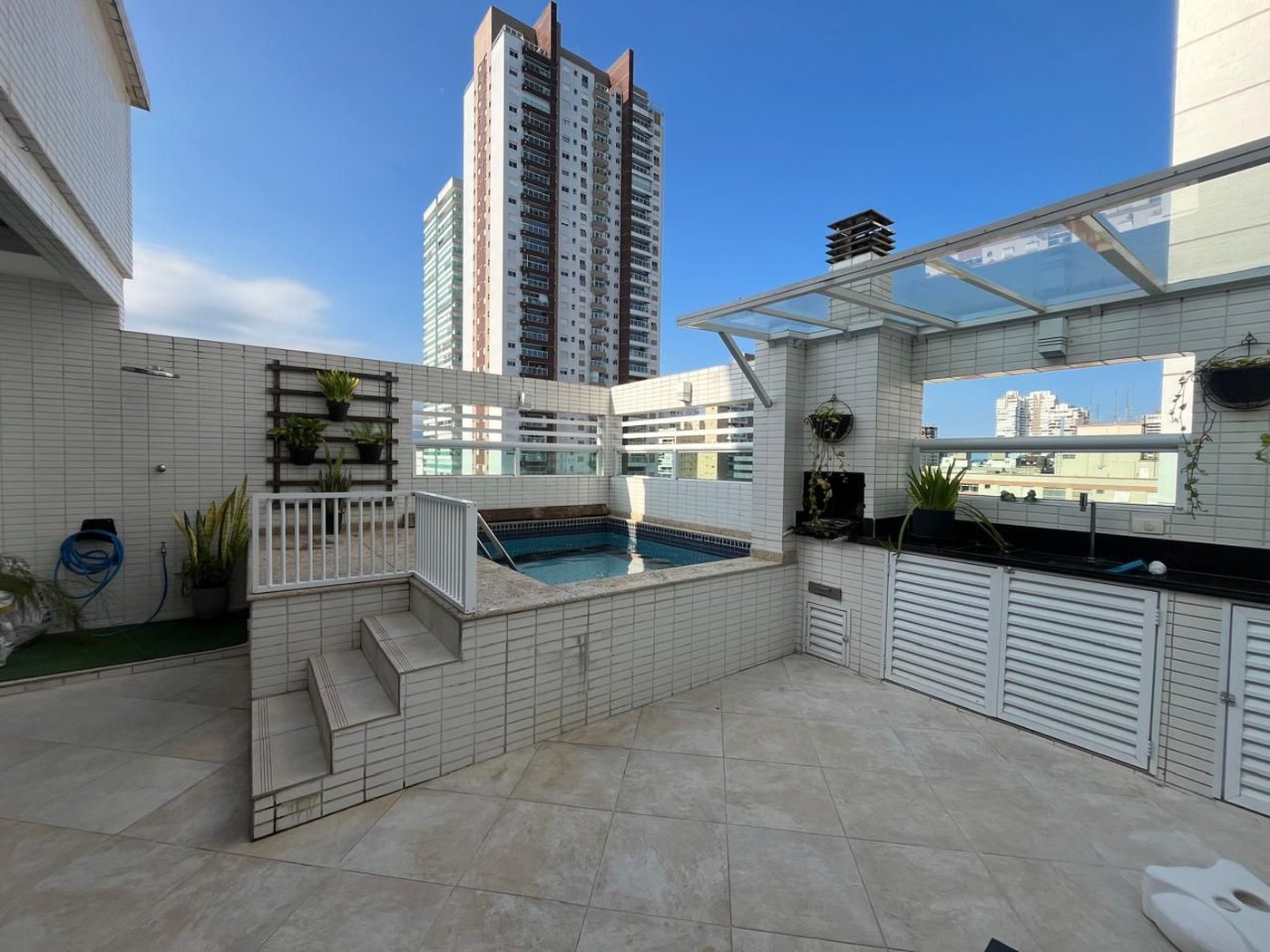Cobertura com 2 dormitórios à venda, 175 m² por R$ 1.490.000,00 - Pompéia - Santos/SP