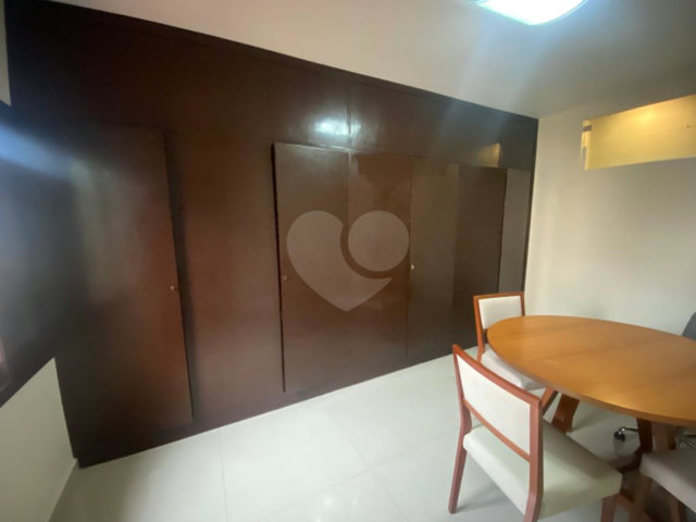 Casa à venda com 5 quartos, sendo 1 suíte,  no condomínio Casa, São Paulo - SP