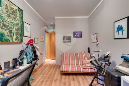Casa à venda com 3 suítes no condomínio Villa Splendore, São Paulo - SP