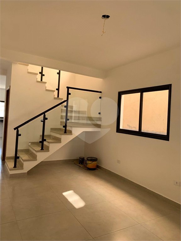 Casa à venda com 3 quartos, sendo 1 suíte, no condomínio Villa D'este, Cotia - SP