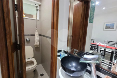 Casa de Vila à venda com 3 quartos, sendo 2 suítes, em Jardim Marajoara, São Paulo, SP
