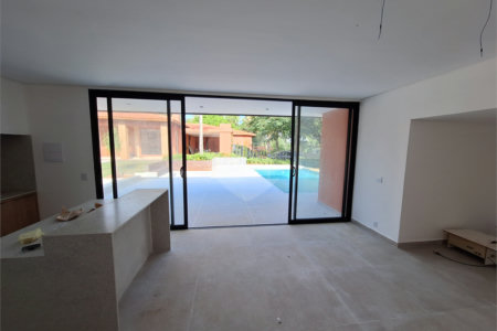 Casa à venda ou para alugar com 4 quartos, sendo 3 suítes, no condomínio Chácara Residencial Santa Maria, Votorantim - SP