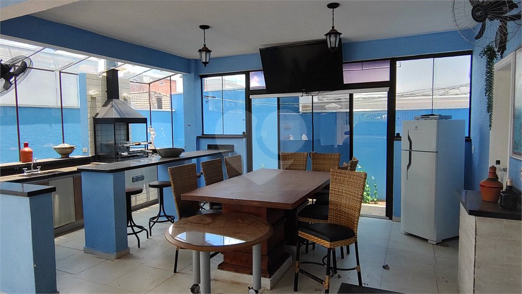Casa à venda com 3 suítes no condomínio Parque do Varvito, Itu - SP