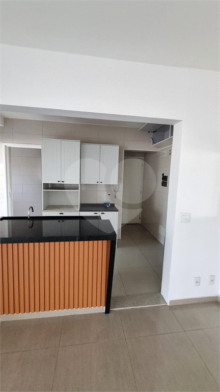 Apartamento à venda com 3 suítes em Santa Teresinha, São Paulo, SP
