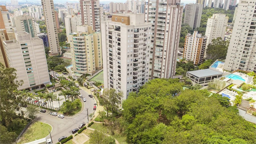 Apartamento à venda com 2 quartos em Vila Suzana, São Paulo, SP