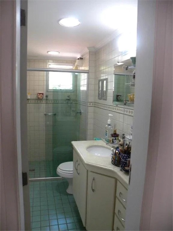 Casa à venda com 3 quartos, sendo 1 suíte, no condomínio Villas de São Francisco, São Paulo - SP