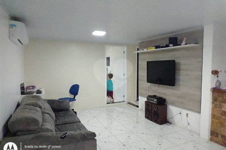 Casa à venda com 2 quartos em Campo Grande, Rio de Janeiro, RJ