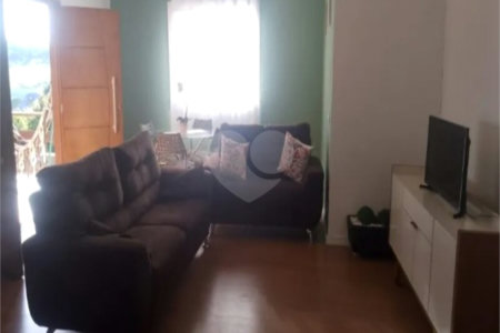 Chácara à venda com 5 quartos, sendo 1 suíte, em Do Carmo (canguera), São Roque, SP