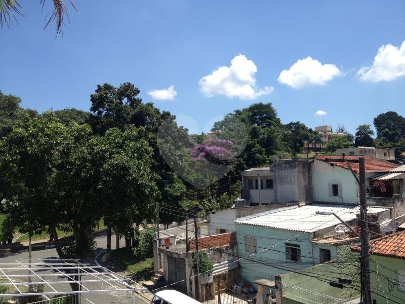 Sobrado à venda com 3 quartos, sendo 1 suíte, em Vila Nova Cachoeirinha, São Paulo, SP