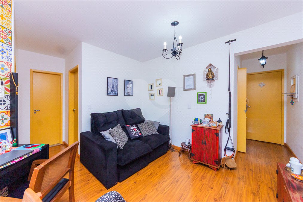 Apartamento à venda com 2 quartos em Vila Mariana, São Paulo, SP