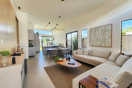 Casa à venda com 3 quartos, sendo 1 suíte, no condomínio Consoli Residencial, Atibaia - SP