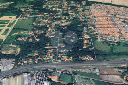 Casa à venda com 5 quartos, sendo 4 suítes, no condomínio Chácaras Flórida, Itu - SP