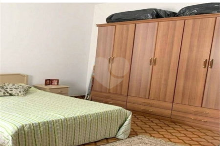 Casa à venda com 3 quartos no condomínio Recanto Florido, Vinhedo - SP