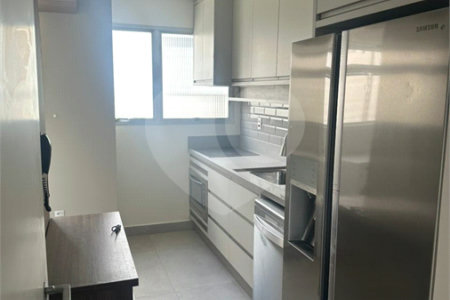 Apartamento à venda no Campo Belo- Para reforma