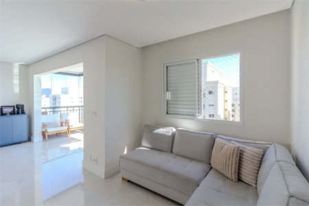 Apartamento à venda com 3 suítes em Vila Ipojuca, São Paulo, SP