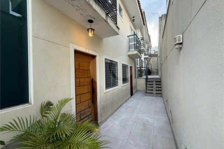 Casa em condomínio à venda com 2 suítes em Vila Gustavo, São Paulo, SP