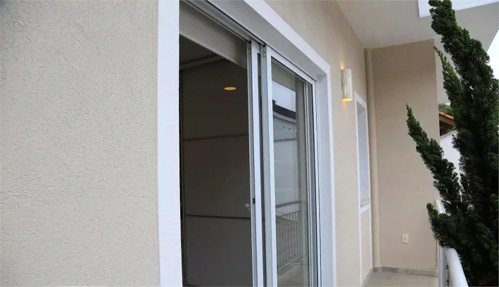 Casa à venda com 3 suítes no condomínio Residencial Morumbi, São Paulo - SP