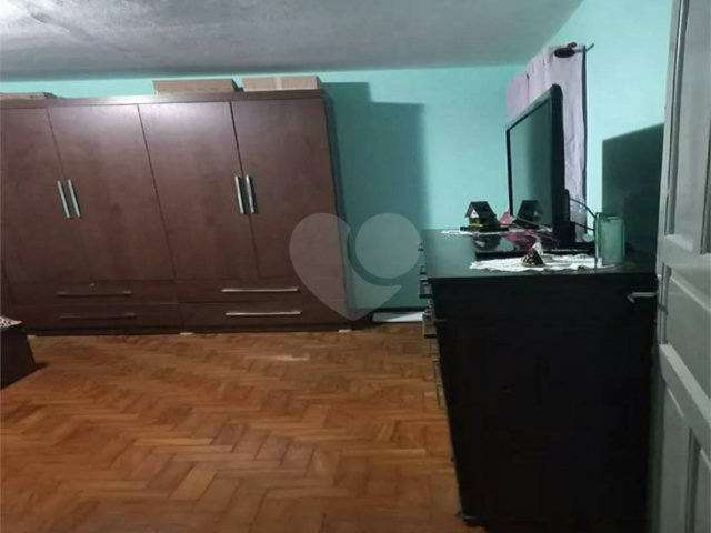 Casa Térrea à venda com 1 quarto em Vila Romero, São Paulo, SP
