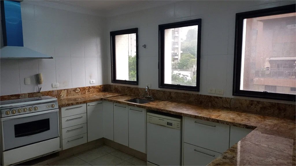 Apartamento à venda com 4 quartos, sendo 2 suítes, em Vila Suzana, São Paulo, SP