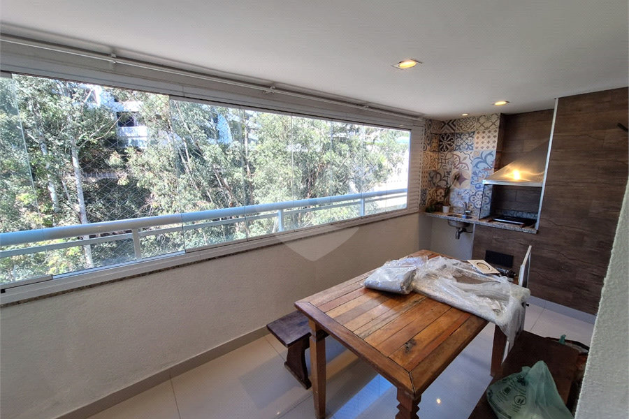 Apartamento para alugar com 3 suítes em Morumbi, São Paulo, SP