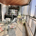 Apartamento à venda com 4 quartos, sendo 1 suíte,  em Vila Mariana, São Paulo, SP